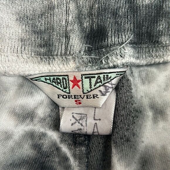Hard Tail Tie Dye Terry Shorts (black & white), Size Small (7/8) - Picture 5 of 6